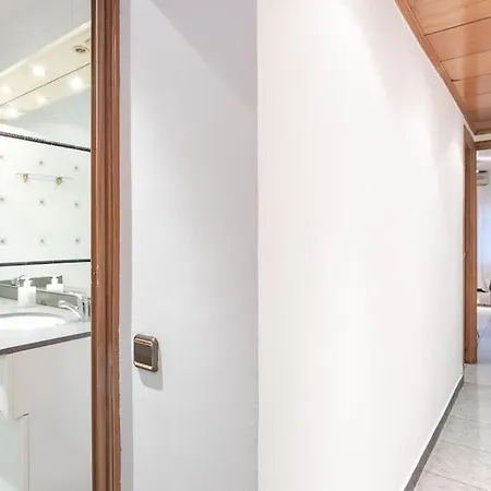 Cozy 2bdr In Sant Andreu Barcelona